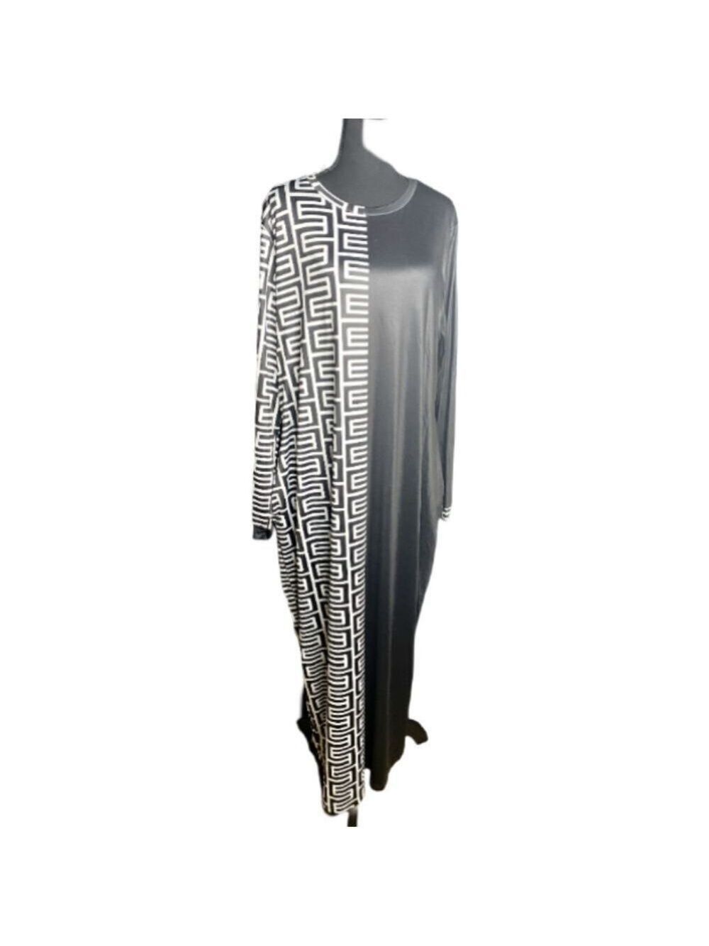 Womens Plus| Black And White Patterned Dress. |BB- Dsst-1 - Picture 2 of 4